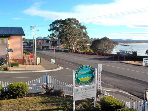 Freycinet Waters - Queensland Tourism 24