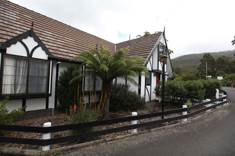 The Fox And Hounds Historic Hotel - QLD Tourism 29