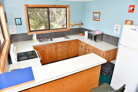 Bicheno Backpackers - Queensland Tourism 9