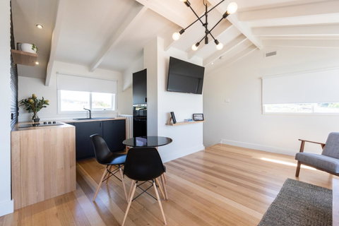 Litora Accommodation - Queensland Tourism 10