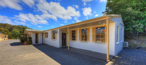 Port Arthur Motor Inn - QLD Tourism 0