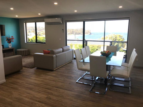 Self Contained Beach View Apartment - Queensland Tourism 5