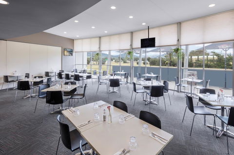 Travelodge Hotel Hobart Airport - QLD Tourism 16