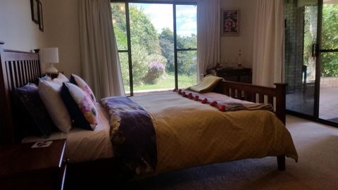 Beezneez B&B - Queensland Tourism 1