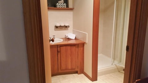 Beezneez B&B - Queensland Tourism 8