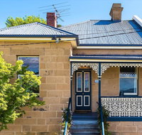 WEST NEST  Classic 3BR Hobart Terrace BEST Location View Close to City - QLD Tourism