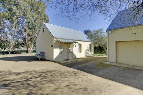 The Mill House Cottage - QLD Tourism 4