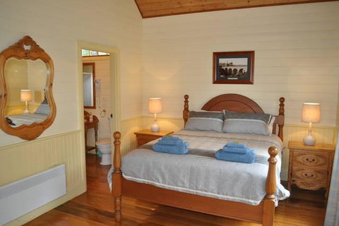 The Mill House Cottage - QLD Tourism 10