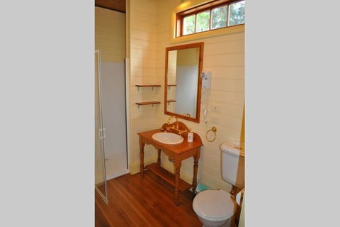 The Mill House Cottage - QLD Tourism 6