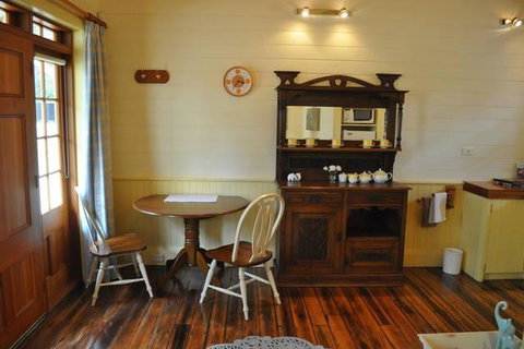 The Mill House Cottage - QLD Tourism 7