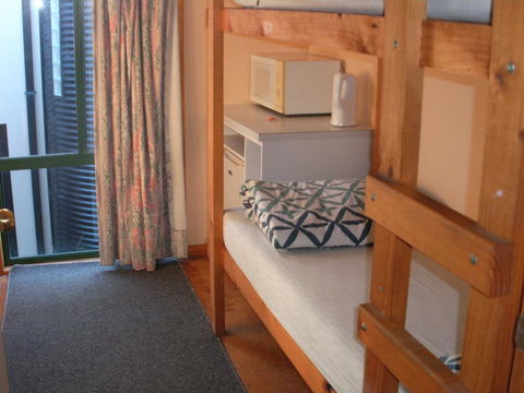 Bridport Seaside Lodge - Queensland Tourism 8