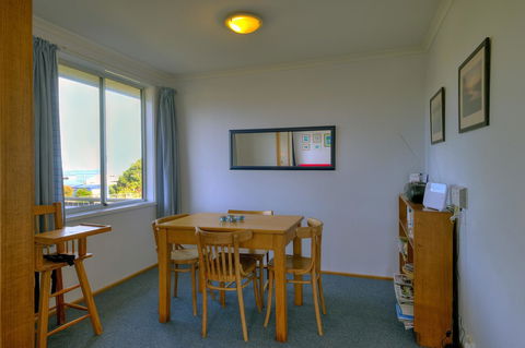 Ar Lan Y Mor - Queensland Tourism 7