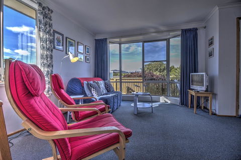 Ar Lan Y Mor - Queensland Tourism 0