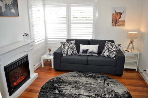 Lyttleton Cottage - QLD Tourism 0