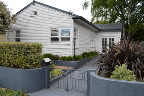 Lyttleton Cottage - QLD Tourism 16