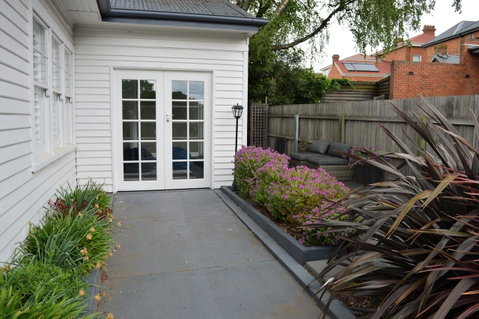 Lyttleton Cottage - QLD Tourism 21