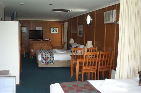 Point Lonsdale Guest House - QLD Tourism 2