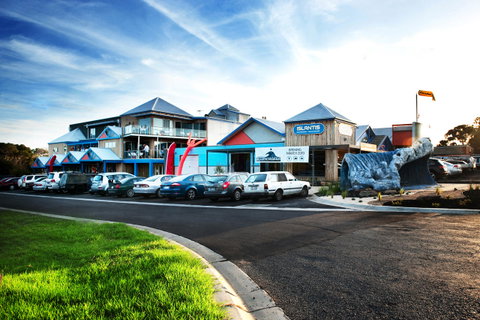 The Island Accommodation - QLD Tourism 25