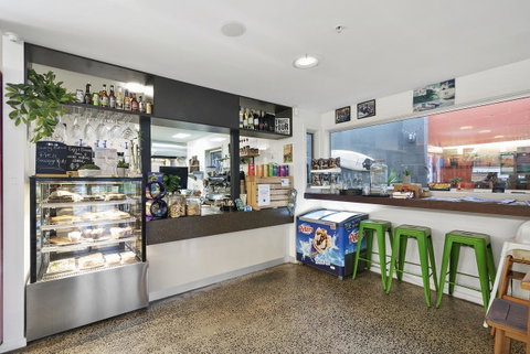 The Island Accommodation - QLD Tourism 21