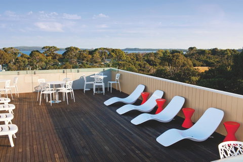 The Island Accommodation - QLD Tourism 24