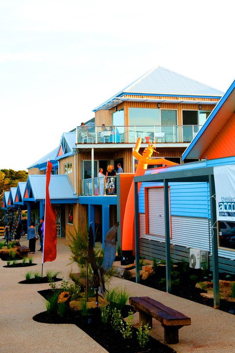 The Island Accommodation - QLD Tourism 32