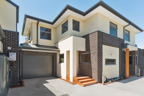 Rosewater Townhouses Dromana - QLD Tourism 15