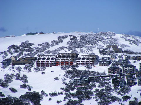 Arlberg Hotham - Queensland Tourism 18