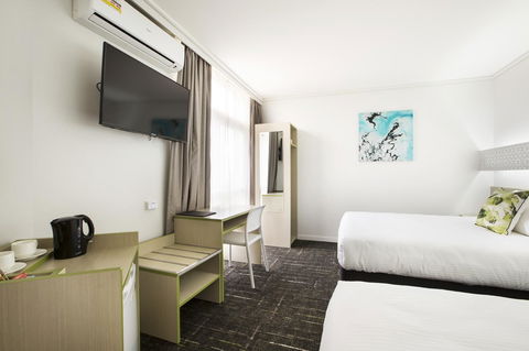 Nightcap At Sandringham Hotel - Queensland Tourism 17