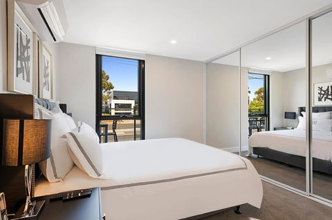 Manhattan Apartments - Notting Hill - Queensland Tourism 10