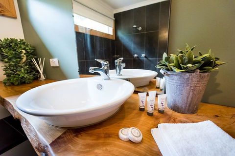 Avalon House - Queensland Tourism 10