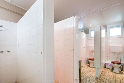 Avalon House - Queensland Tourism 24