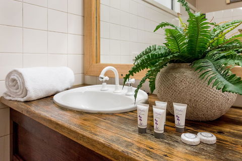 Avalon House - Queensland Tourism 38