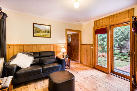 Avalon House - Queensland Tourism 8