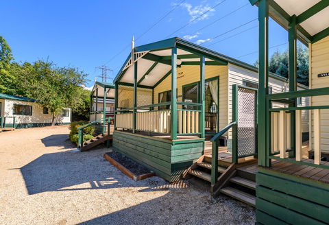 Bright Riverside Holiday Park - Queensland Tourism 40