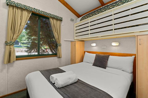 Bright Riverside Holiday Park - Queensland Tourism 15