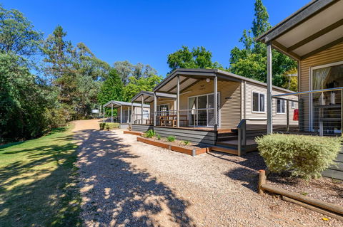 Bright Riverside Holiday Park - Queensland Tourism 4