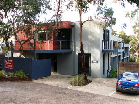 Lorne Surf Apartments - QLD Tourism 12