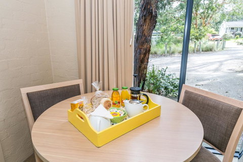 Lorne Surf Apartments - QLD Tourism 5