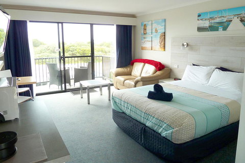 Apollo Bay Waterfront Motor Inn - Queensland Tourism 2