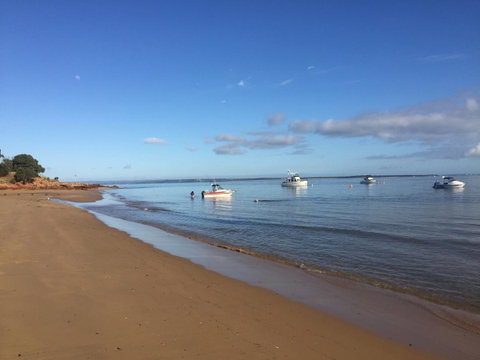 Island Family Holiday Retreat - QLD Tourism 18