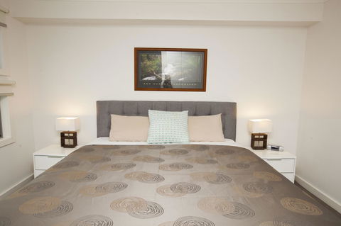 7 Falls Apartments - QLD Tourism 23