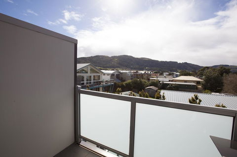 7 Falls Apartments - QLD Tourism 2