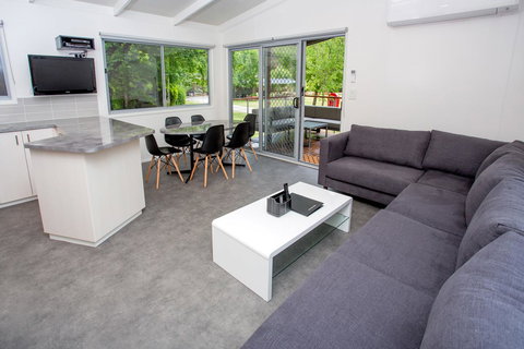 Discovery Parks - Bright - Queensland Tourism 2