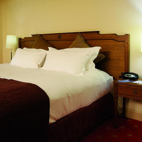 Grand Hotel Melbourne - Queensland Tourism 25