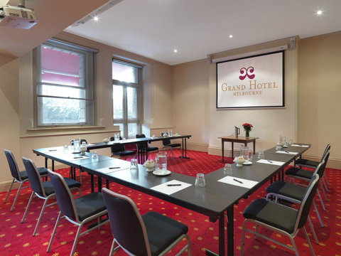 Grand Hotel Melbourne - Queensland Tourism 13