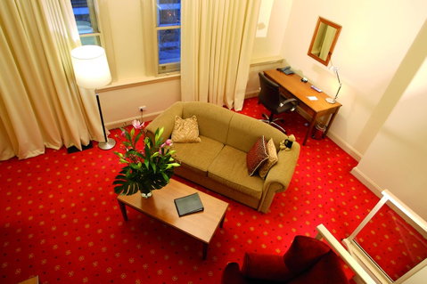Grand Hotel Melbourne - Queensland Tourism 12