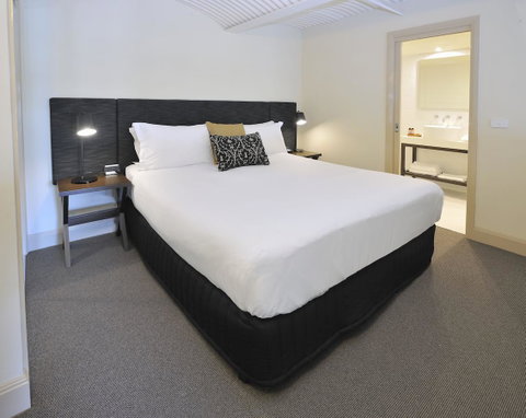 Grand Hotel Melbourne - Queensland Tourism 2