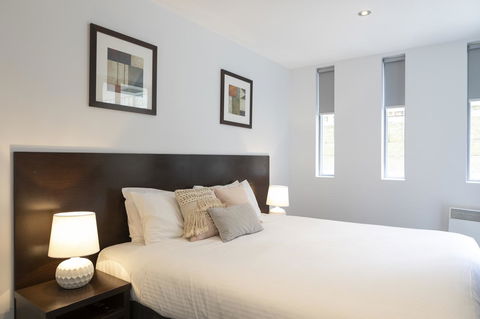 The Dolphin Apartments - QLD Tourism 9