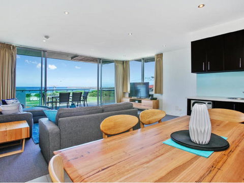 The Dolphin Apartments - QLD Tourism 15