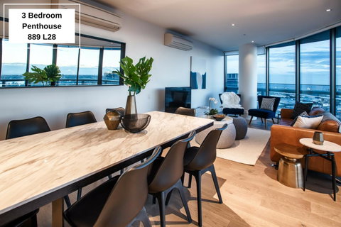 Orange Stay Apartments - QLD Tourism 10